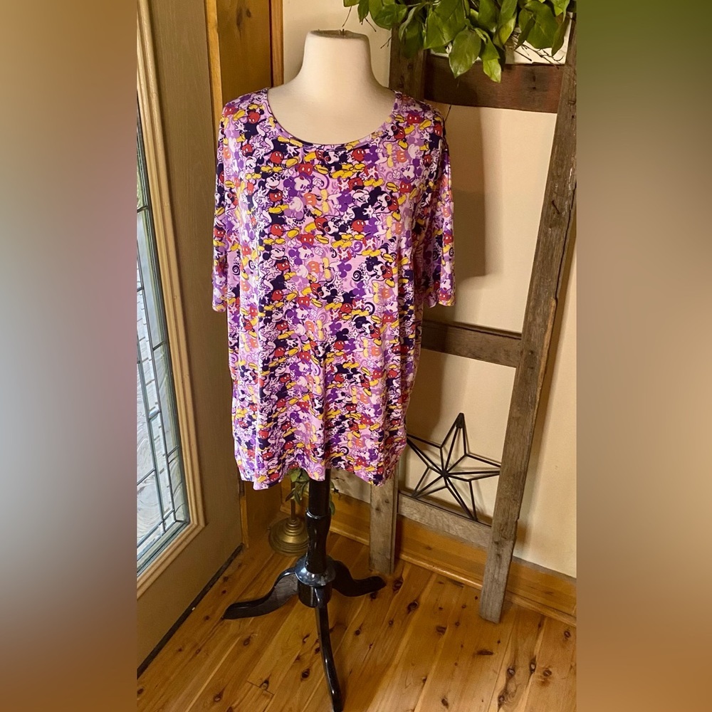 💕Disney Mickey Mouse LuLaRoe Irma Top💕 NWOT